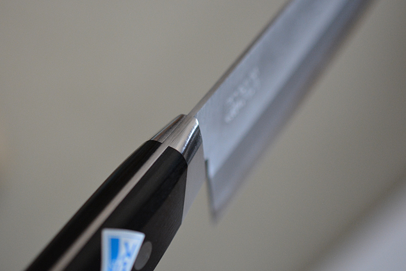 Misen Santoku Knife - 7.5 Inch Japanese Style Kitchen Knife - High Carbon  Sta