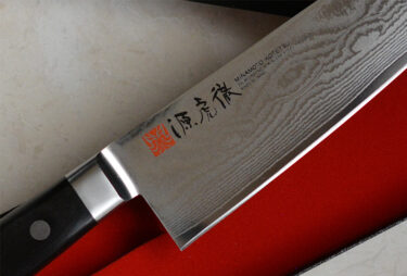 Minamoto Brand : Swedish-Steel and VG10 Damascus steel knives from Seki City